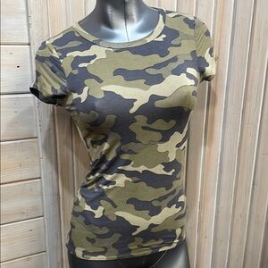 Express Camouflage Fitted Short Sleeve Tee